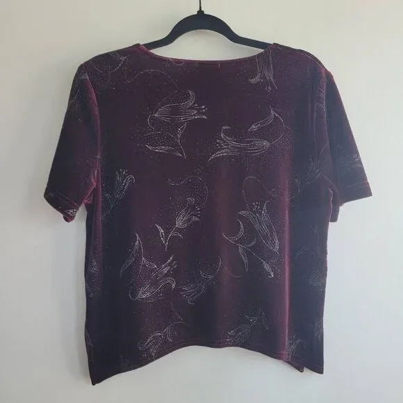 vintage 90s burgundy wine red embossed velvet short sleeved blouse goth romantic - Picture 2 of 8